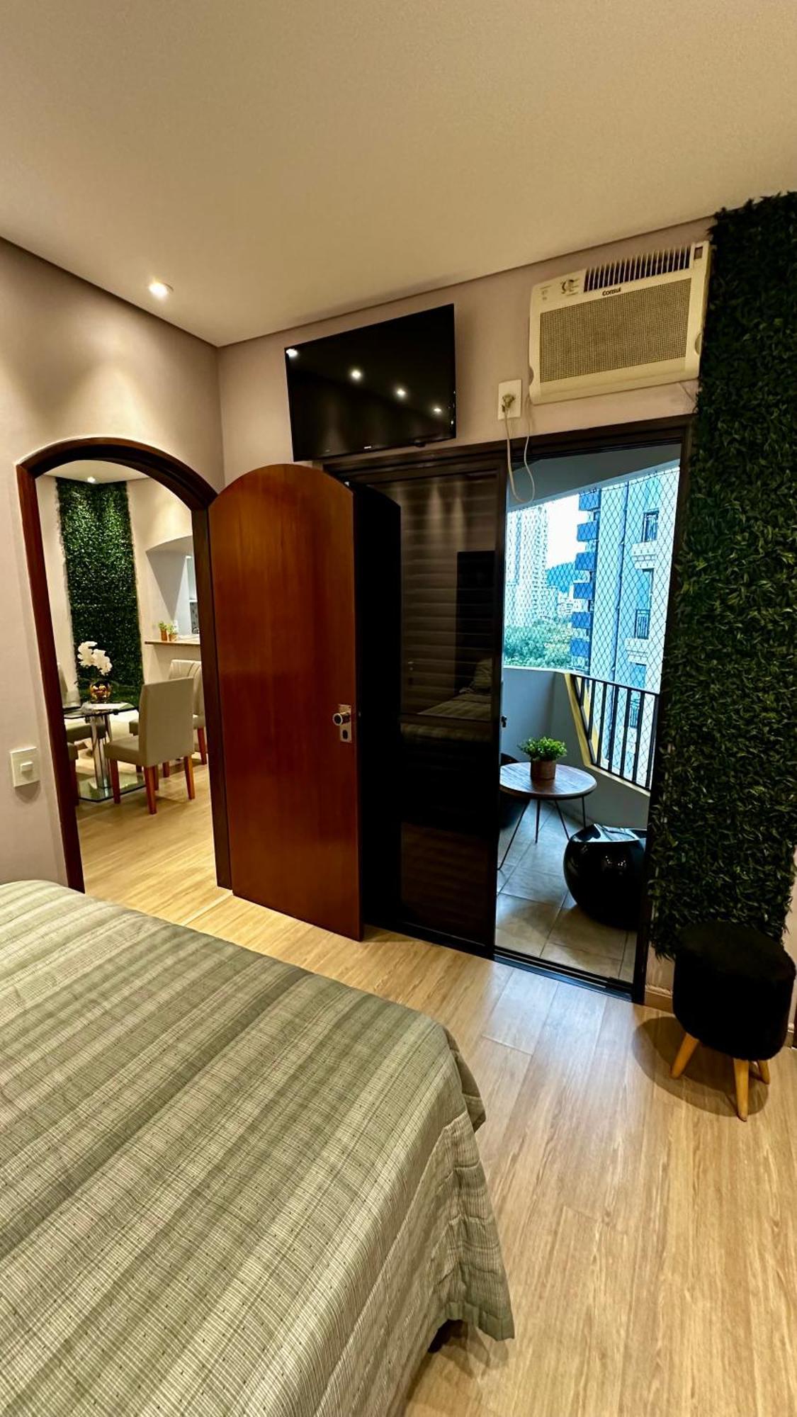 Flat Cosmopolitan Praia Com Estacionamento Gratis - Gonzaga - Andar Alto Santos  Exterior photo