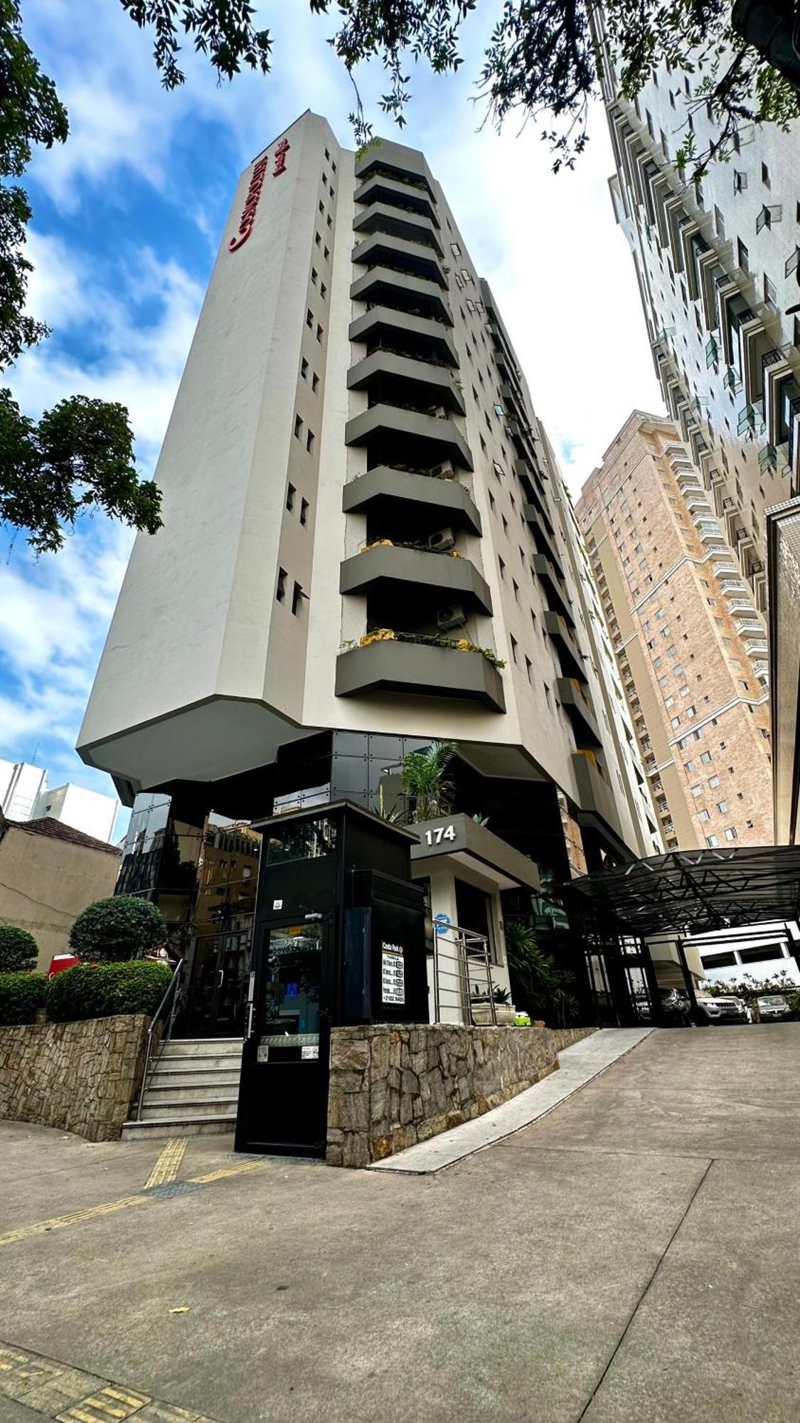 Flat Cosmopolitan Praia Com Estacionamento Gratis - Gonzaga - Andar Alto Santos  Exterior photo