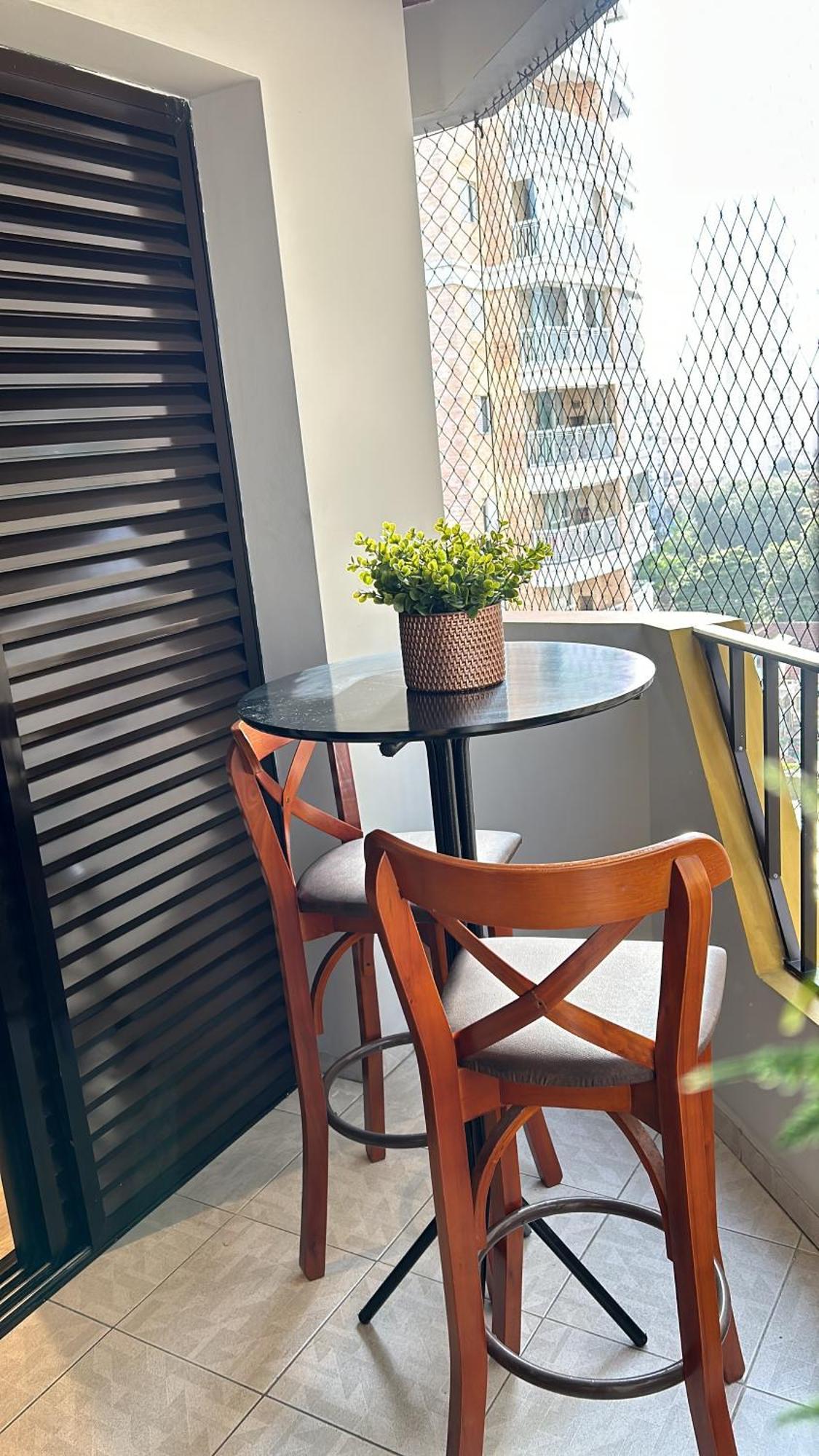 Flat Cosmopolitan Praia Com Estacionamento Gratis - Gonzaga - Andar Alto Santos  Exterior photo